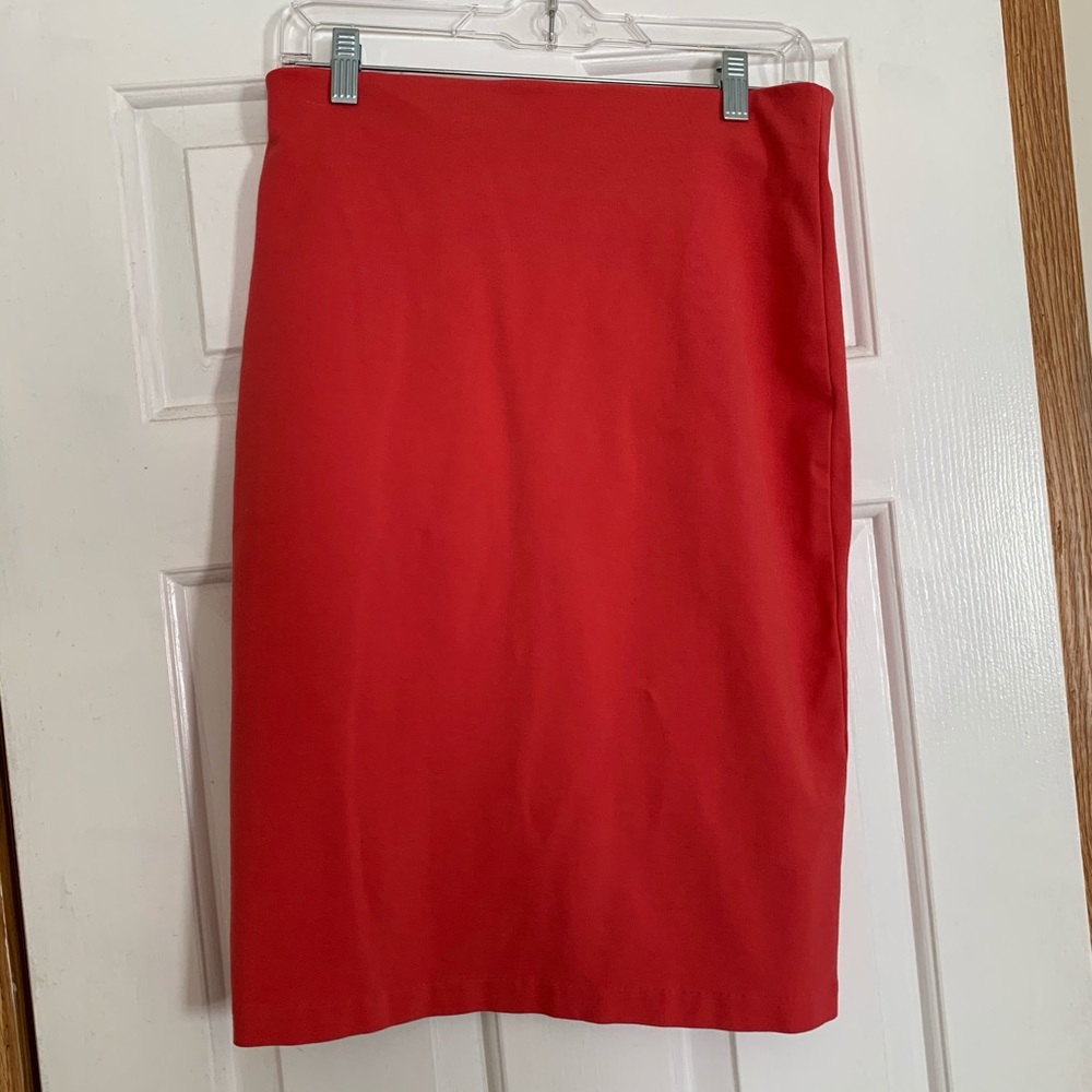 Coral pencil skirt